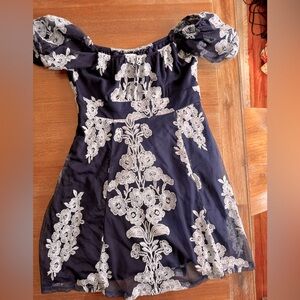 Altar’d state navy dress size small